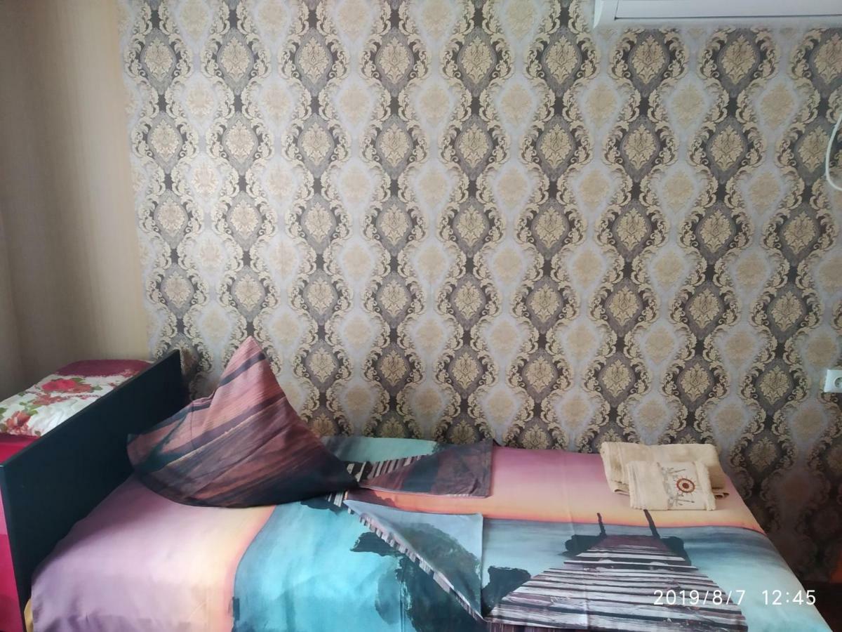 Downtown Guest House Koetaisi Buitenkant foto